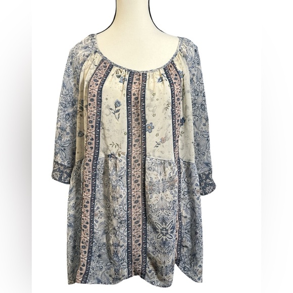 Knox Rose Blue and Cream Floral Blouse - Picture 1 of 6